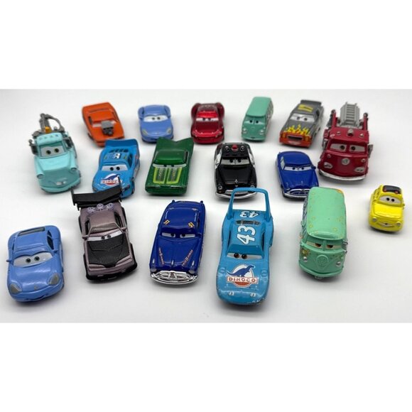 Disney Pixar Cars Diecast Lot of 17 Metal Toy Cars Great Lot - Picture 1 of 6
